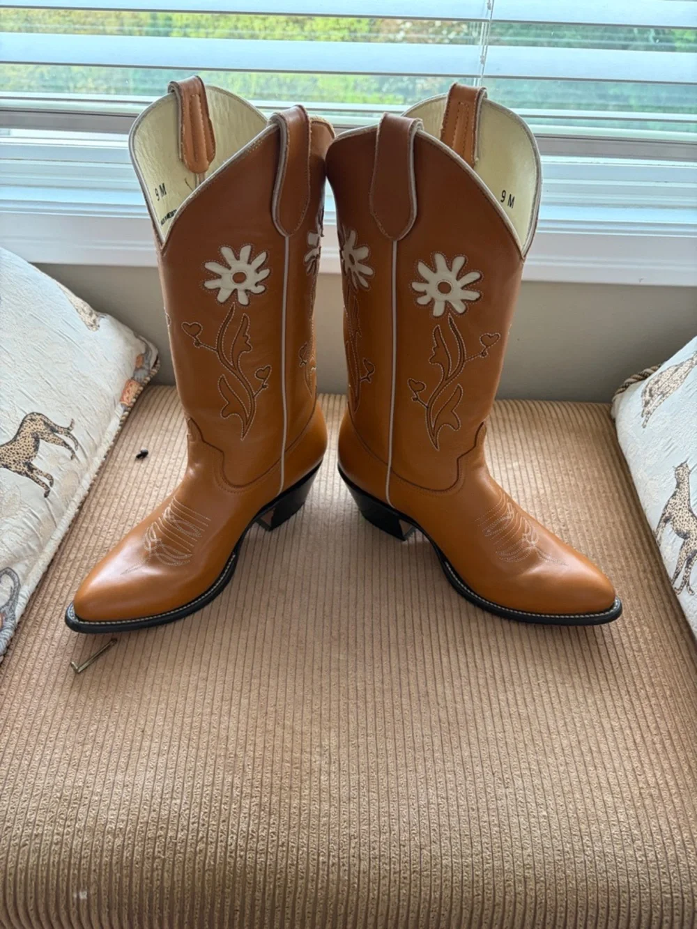 Women's Fraulein Tan Floral Inlay Western Heeled Boots - Picture 4 of 6